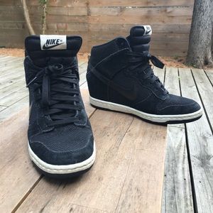 Nike Sneaker Wedge size 7